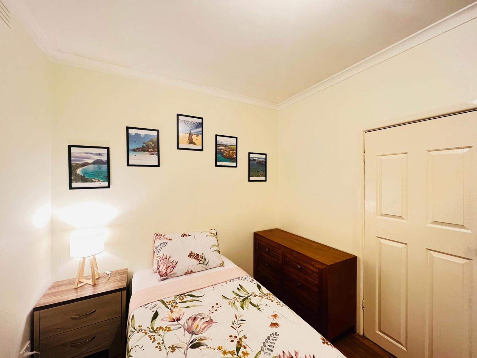 Cosy 4Br Home 15 Minutes Away From Melbourne Airport St Albans Exteriör bild