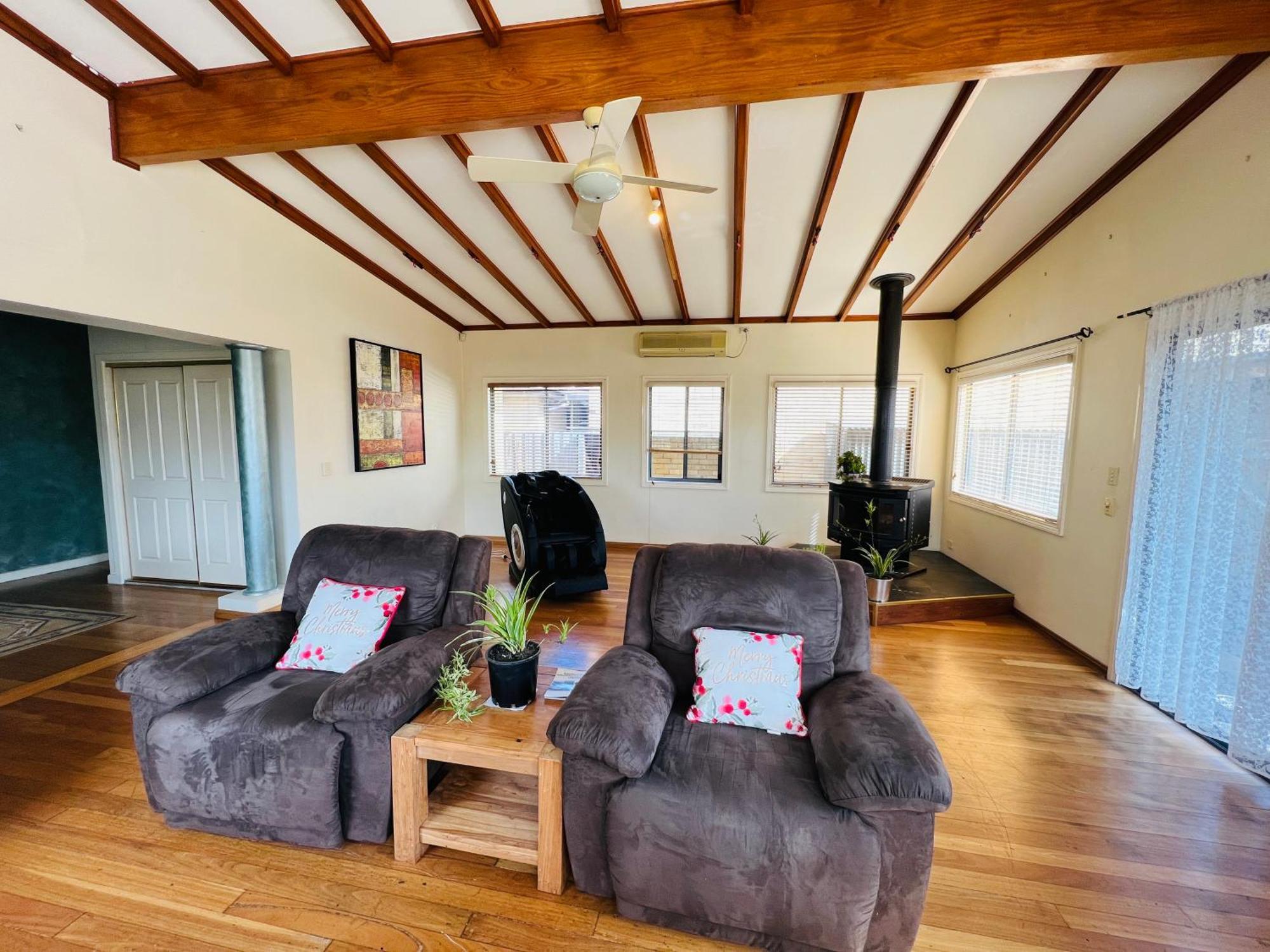 Cosy 4Br Home 15 Minutes Away From Melbourne Airport St Albans Exteriör bild
