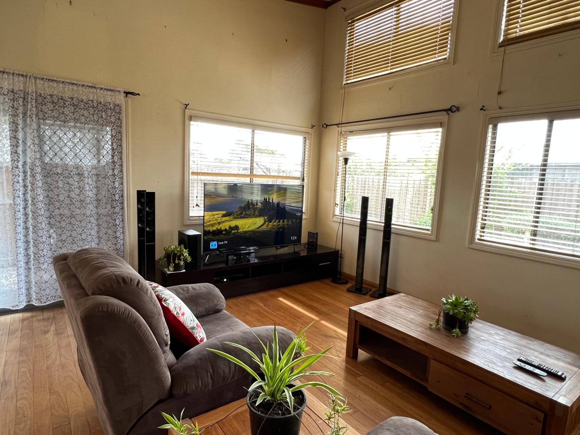 Cosy 4Br Home 15 Minutes Away From Melbourne Airport St Albans Exteriör bild