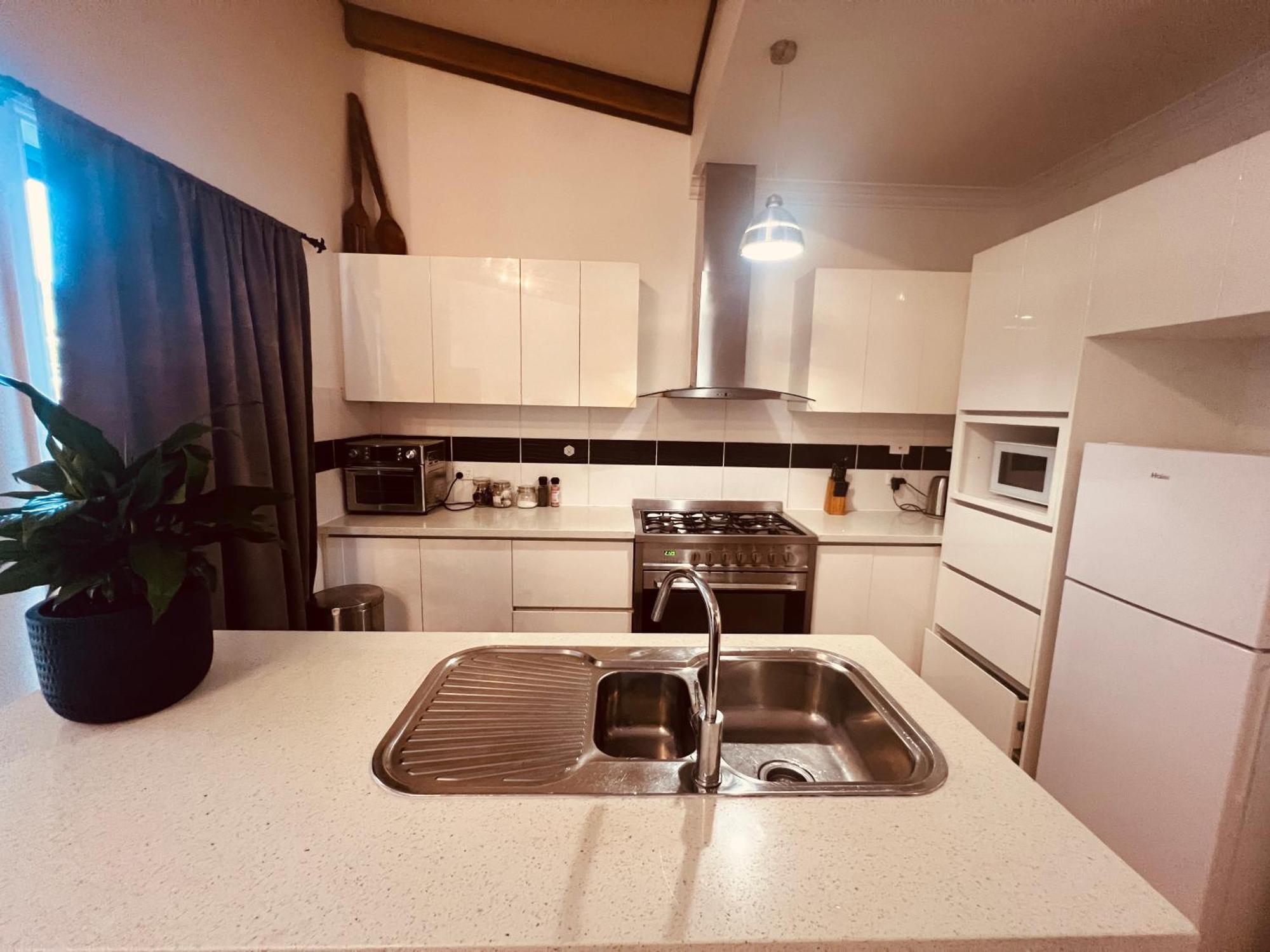 Cosy 4Br Home 15 Minutes Away From Melbourne Airport St Albans Exteriör bild