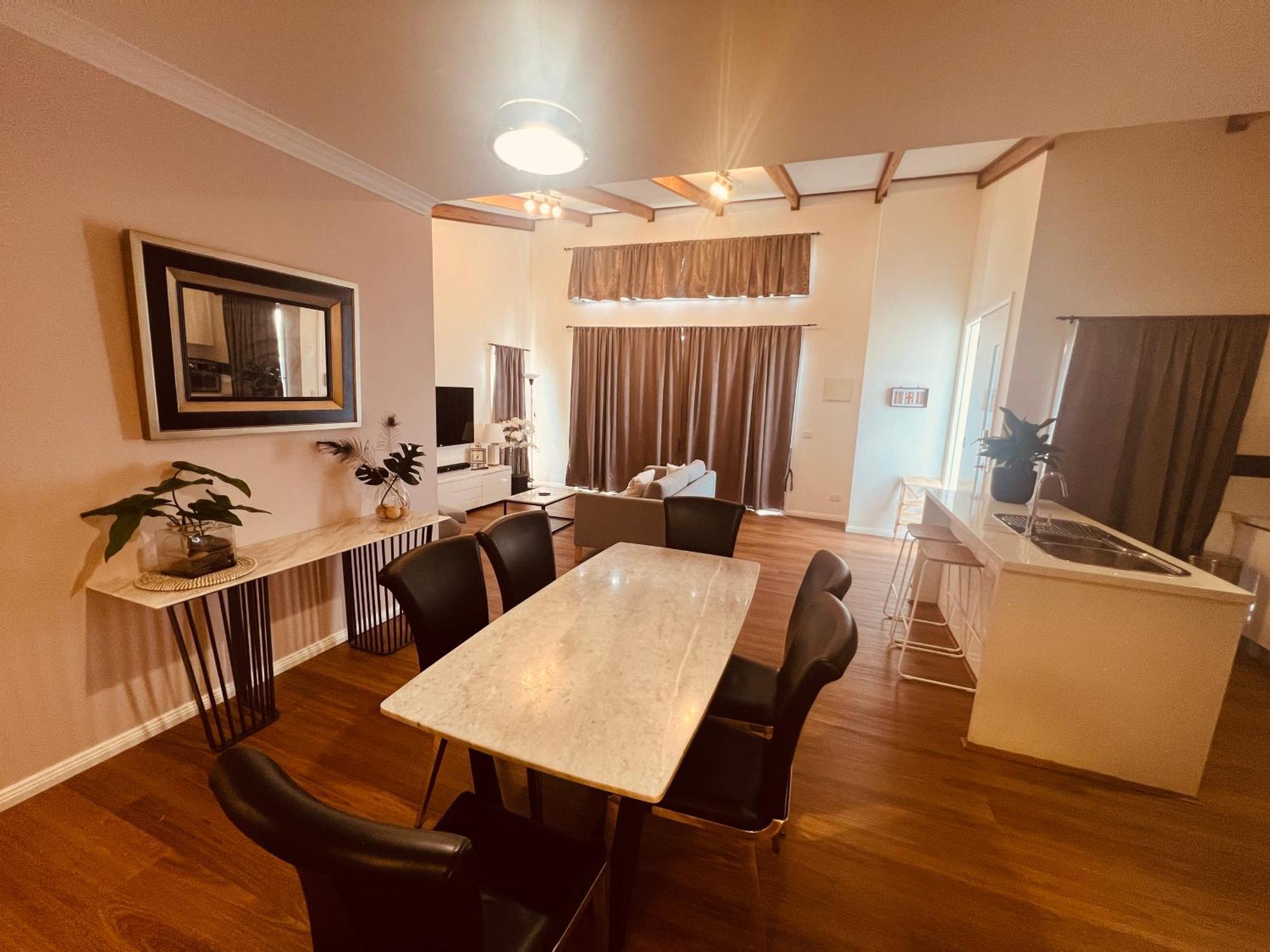 Cosy 4Br Home 15 Minutes Away From Melbourne Airport St Albans Exteriör bild