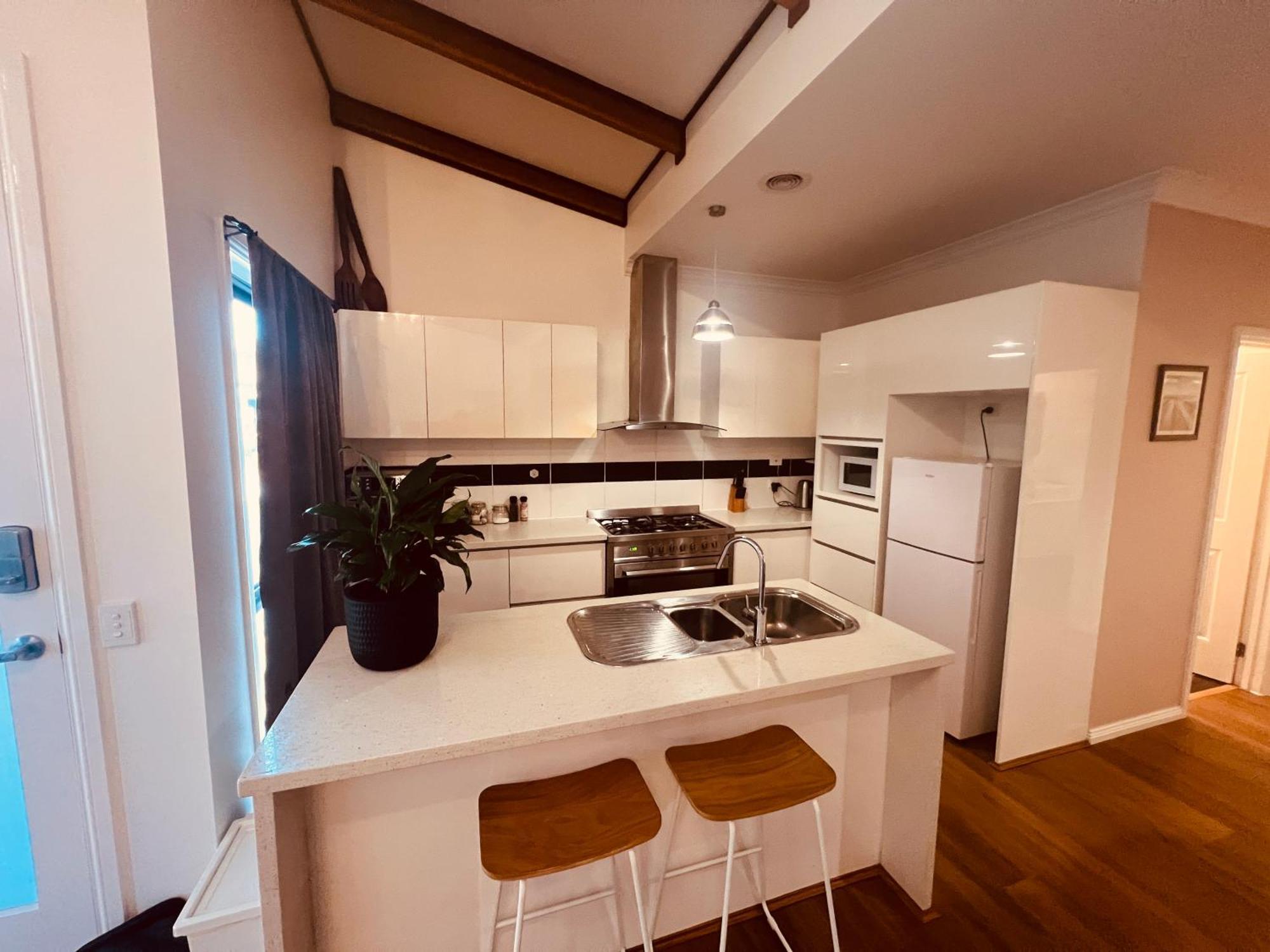 Cosy 4Br Home 15 Minutes Away From Melbourne Airport St Albans Exteriör bild
