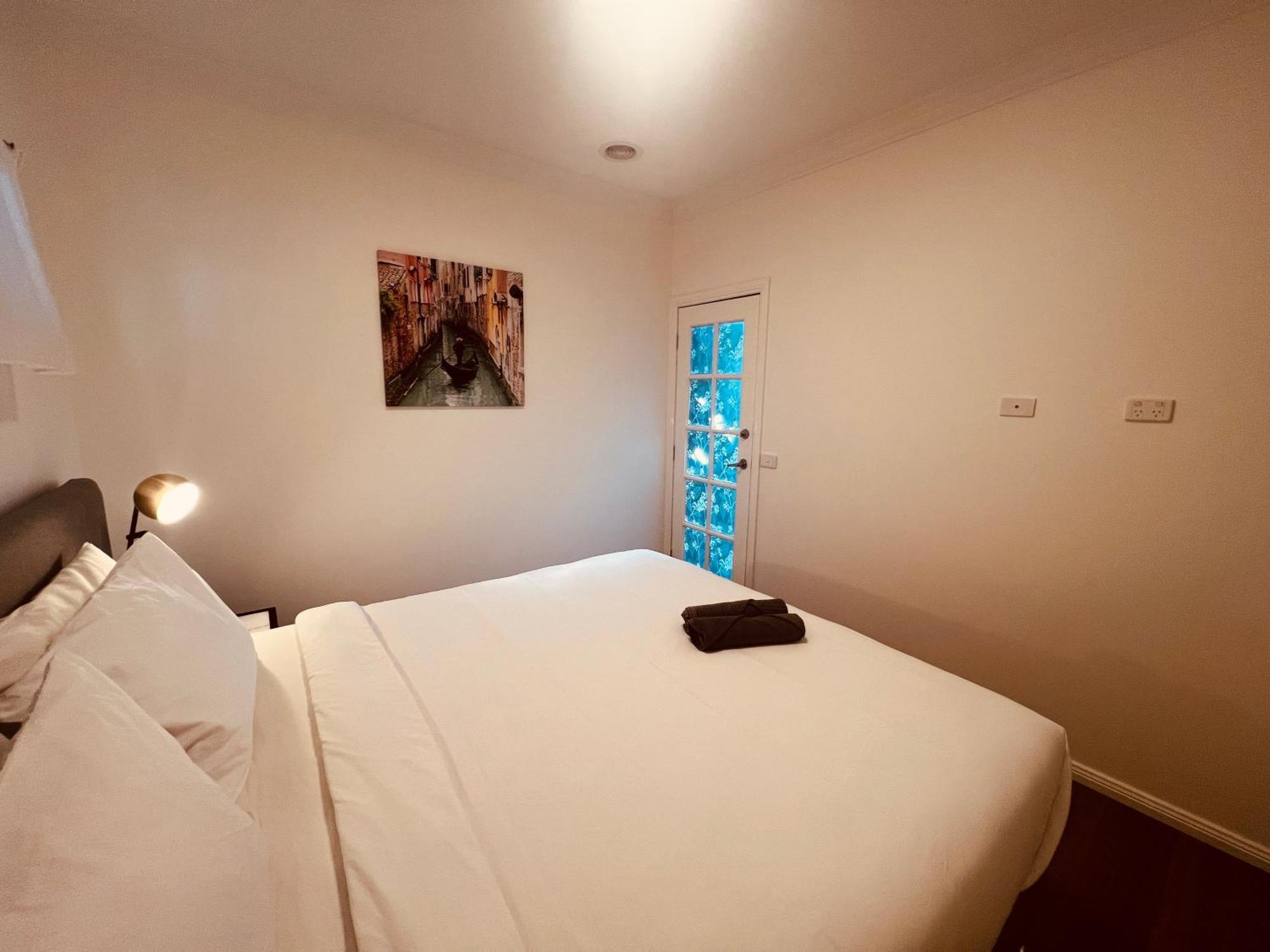Cosy 4Br Home 15 Minutes Away From Melbourne Airport St Albans Exteriör bild